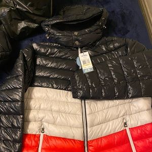 Unisex winter puffy coat very warm and not heavy